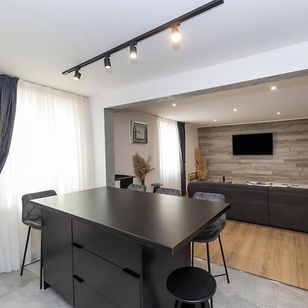 Nikky 2Br Apt. In Old Town Centre Zadar Luaran gambar